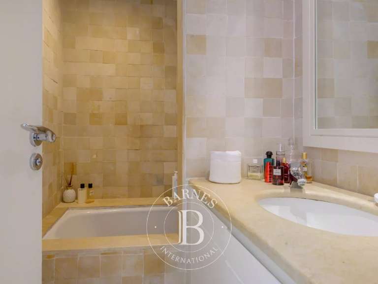 House Marseille 8e - 4 bedrooms - 244m²