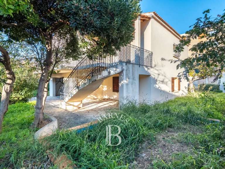 House Marseille 8e - 4 bedrooms - 210m²