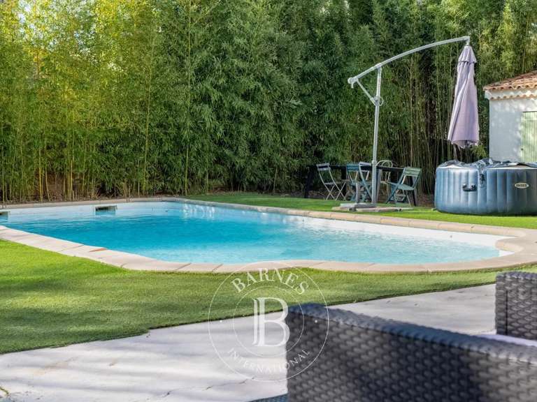 House Marseille 8e - 9 bedrooms - 1306m²