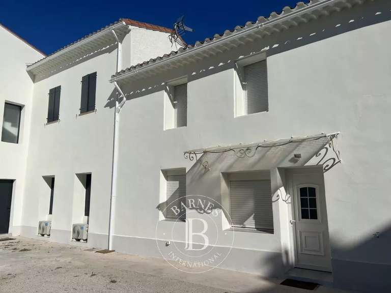 House Marseille 8e - 9 bedrooms - 1306m²