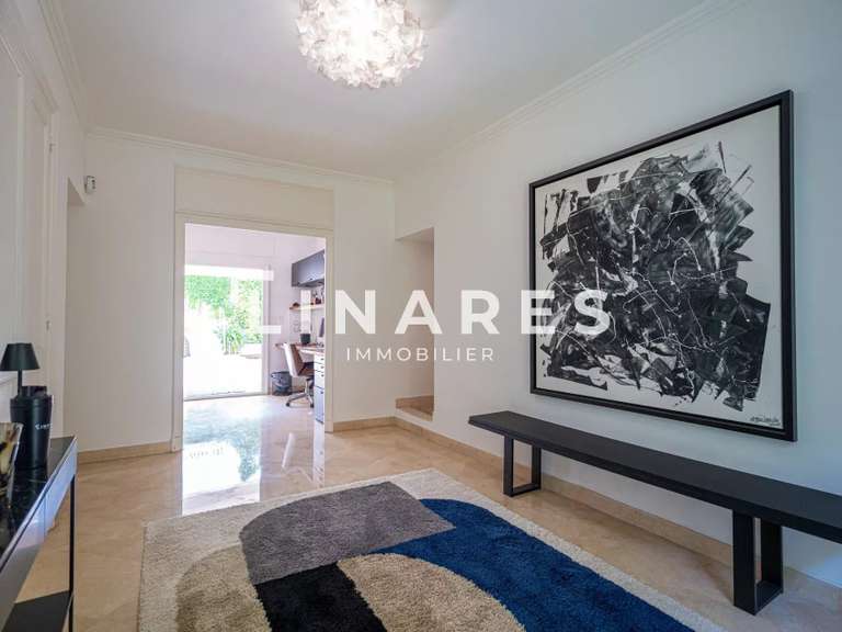 Maison Marseille 8e - 4 chambres - 306m²