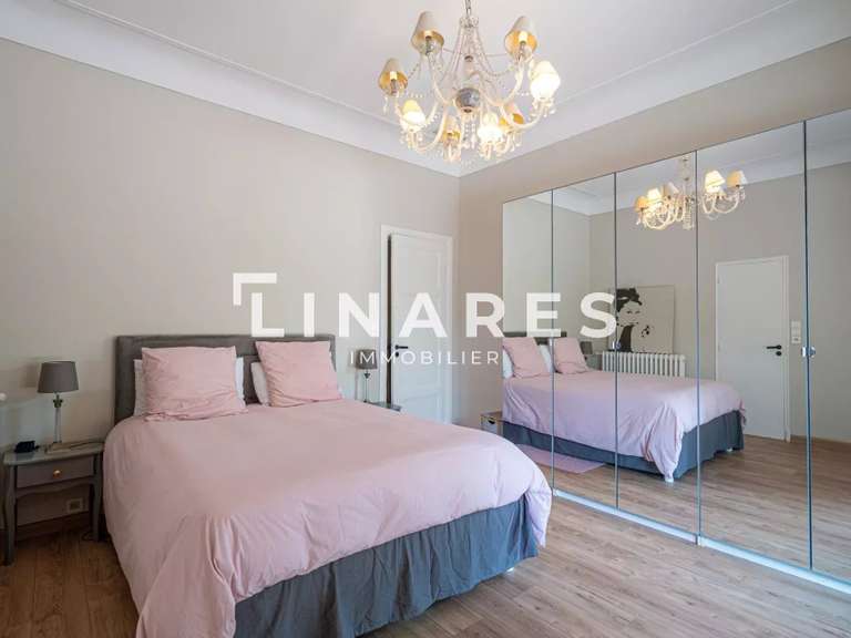 Maison Marseille 8e - 4 chambres - 306m²