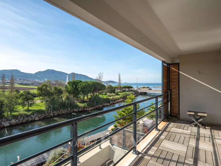 Maison Marseille 8e - 4 chambres - 139m²