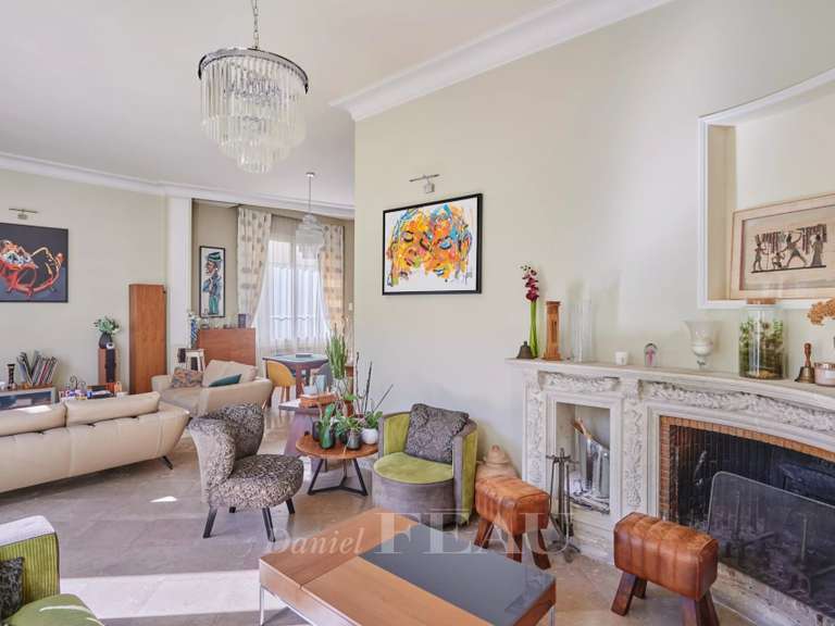 Maison Marseille 8e - 5 chambres - 230m²