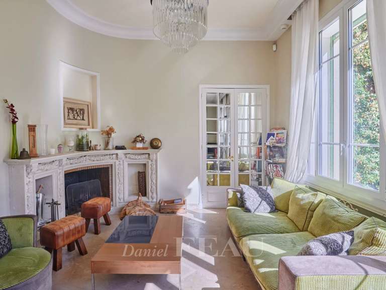 Maison Marseille 8e - 5 chambres - 230m²