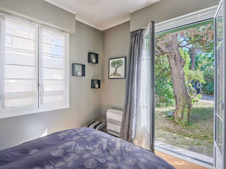 Maison Marseille 8e - 5 chambres - 230m²