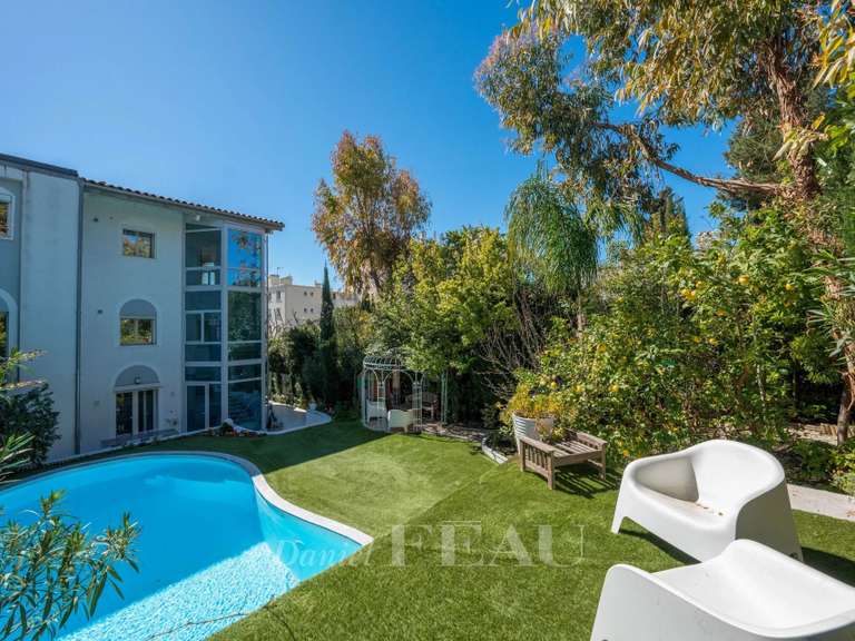 Maison Marseille 8e - 7 chambres - 270m²