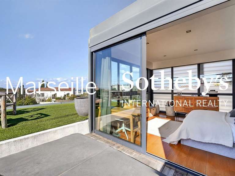 Maison Marseille 8e - 4 chambres - 245m²