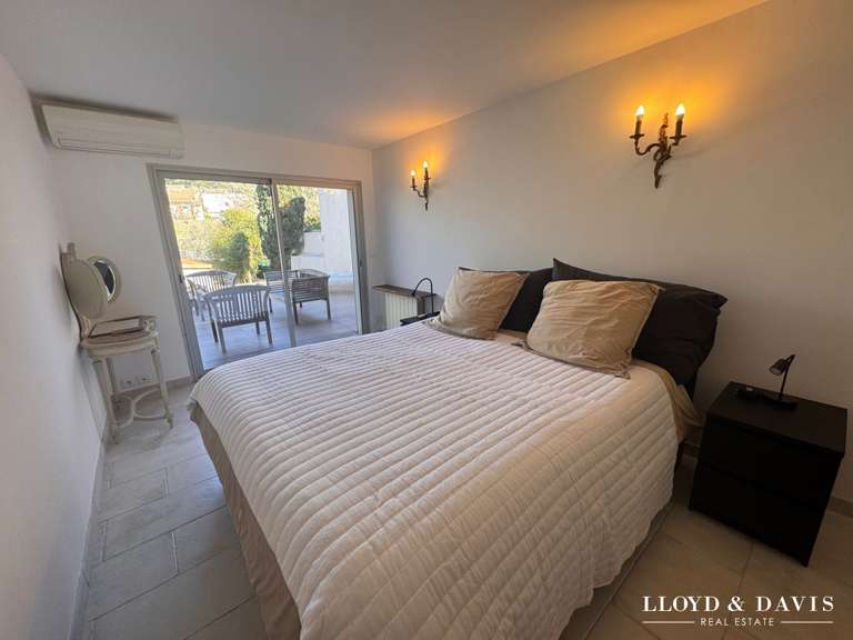 Maison Marseille 8e - 4 chambres - 175m²