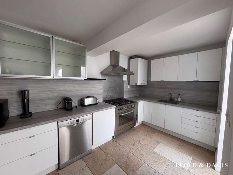 Maison Marseille 8e - 4 chambres - 175m²