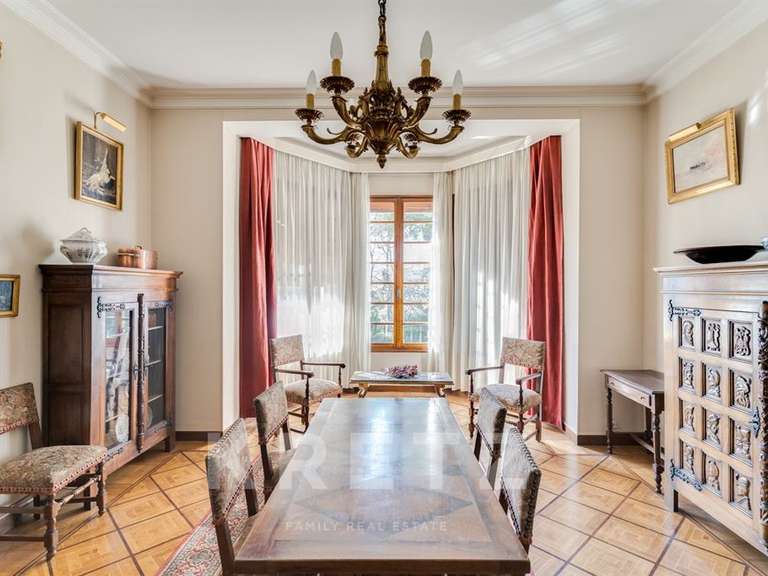 Maison Marseille 8e - 5 chambres - 400m²