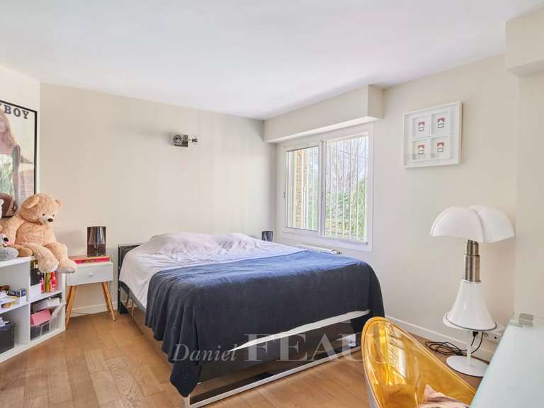 Maison Marseille 8e - 6 chambres - 383m²