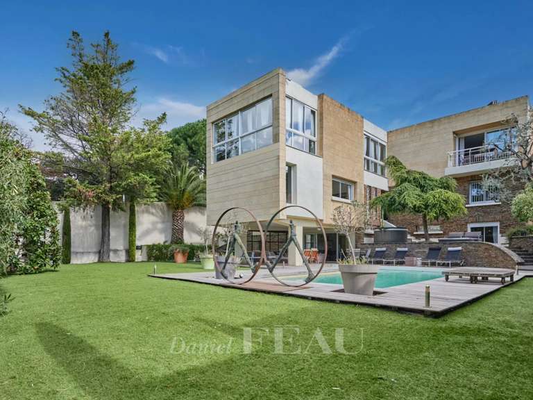 House Marseille 8e - 6 bedrooms - 383m²