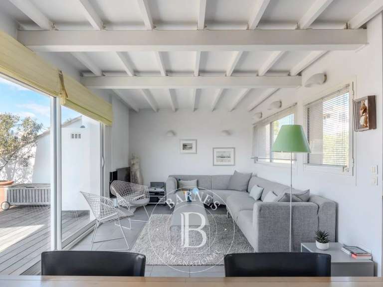 Maison Marseille 8e - 5 chambres - 266m²