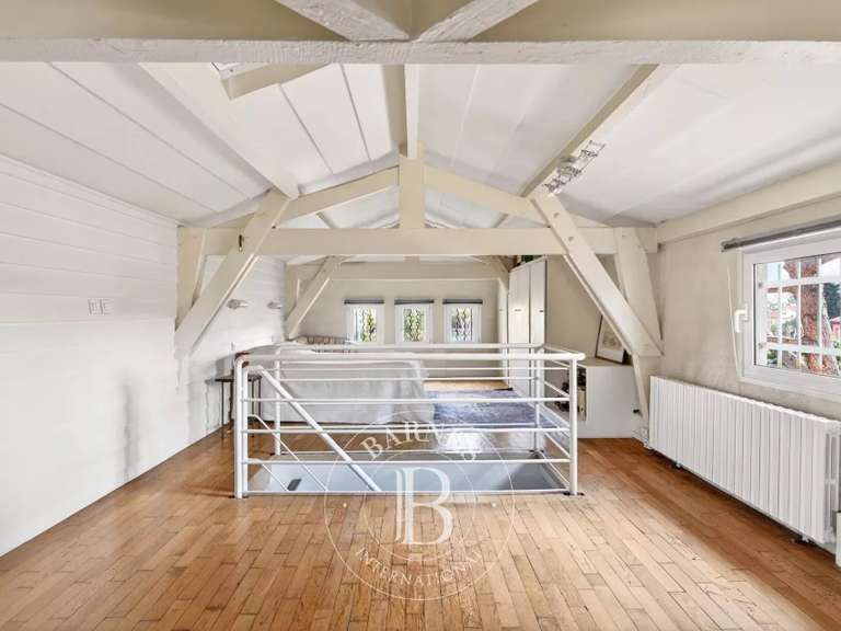 Maison Marseille 8e - 4 chambres - 336m²