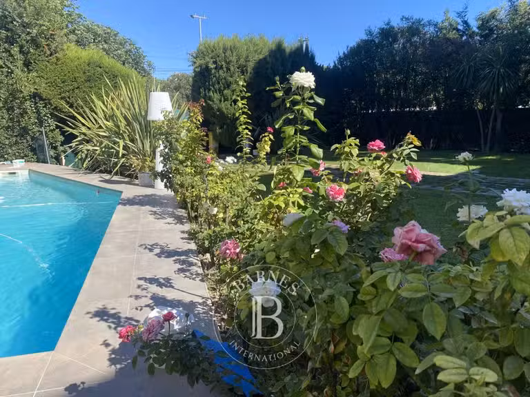 Maison Marseille 8e - 4 chambres - 336m²