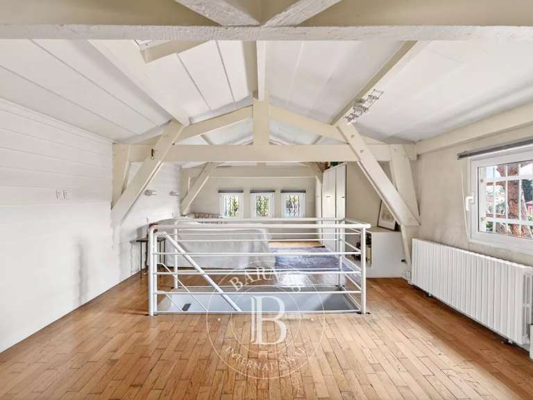 Maison Marseille 8e - 4 chambres - 336m²