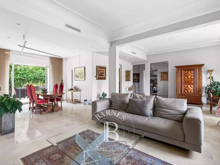 Maison Marseille 8e - 4 chambres - 336m²