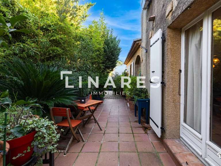 Maison Marseille 8e - 4 chambres - 145m²