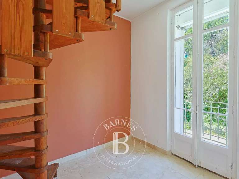 Maison Marseille 8e - 4 chambres - 113m²