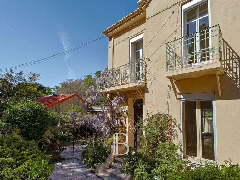 Maison Marseille 8e - 4 chambres - 113m²