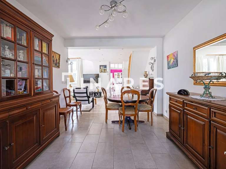 Maison Marseille 8e - 3 chambres - 110m²