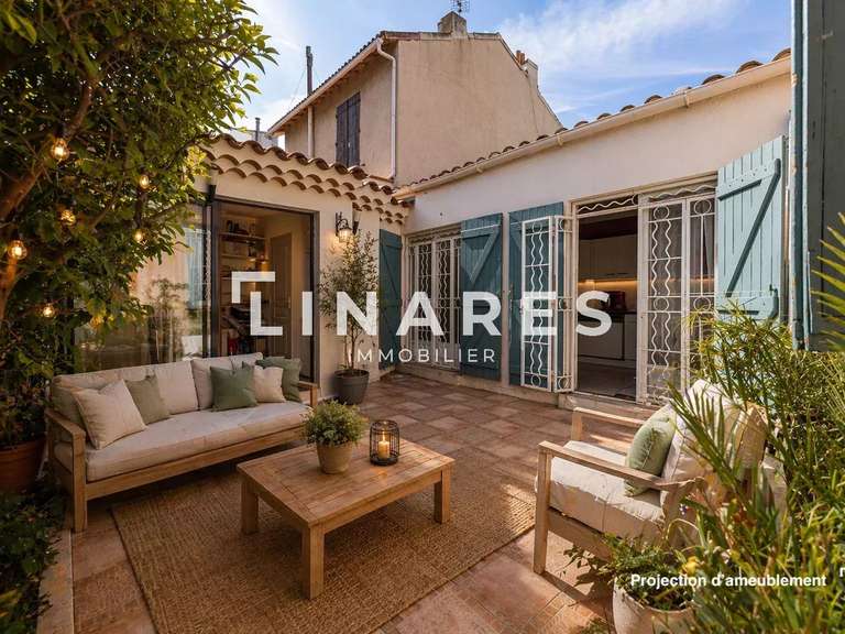 Maison Marseille 8e - 3 chambres - 110m²