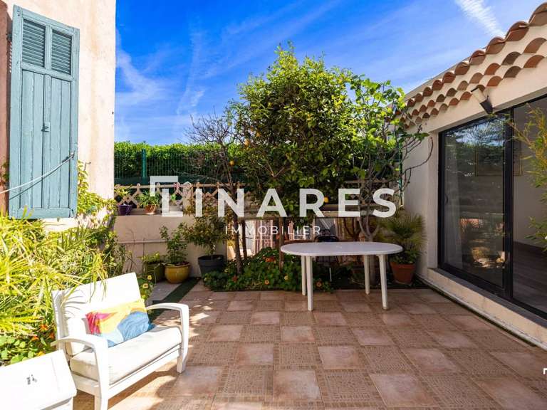 Maison Marseille 8e - 3 chambres - 110m²