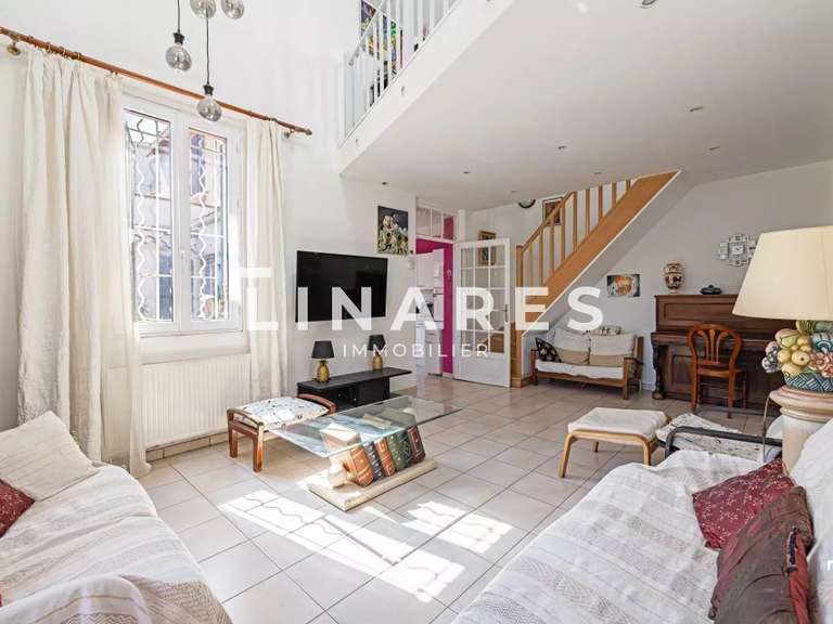 Maison Marseille 8e - 3 chambres - 110m²