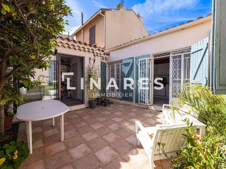 Maison Marseille 8e - 3 chambres - 110m²