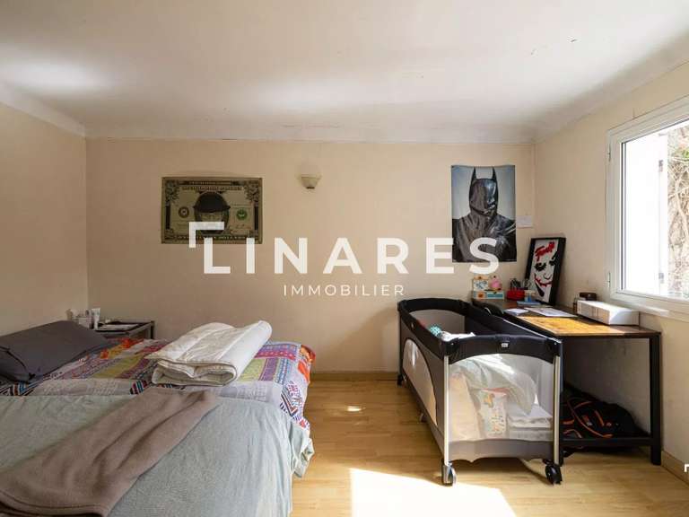 Maison Marseille 8e - 4 chambres - 188m²