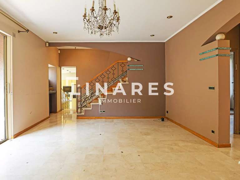 Maison Marseille 8e - 4 chambres - 152m²