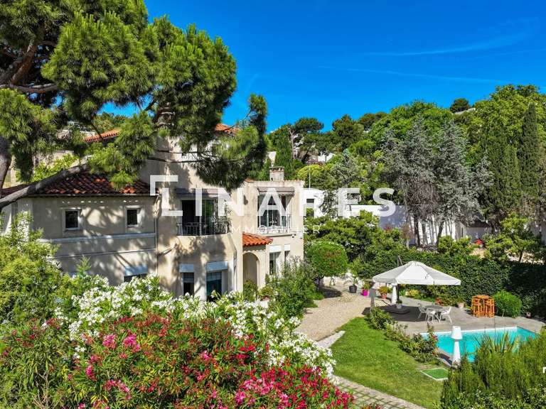 Maison Marseille 8e - 4 chambres - 336m²