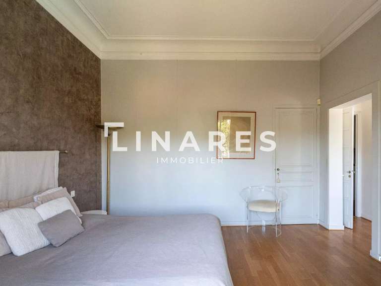 Maison Marseille 8e - 4 chambres - 336m²