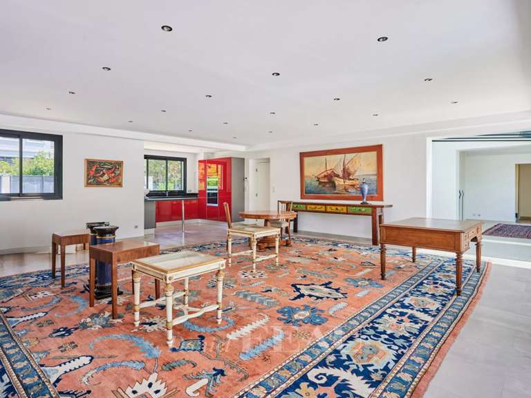 Maison Marseille 8e - 4 chambres - 338m²