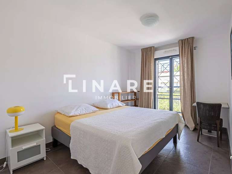 Maison Marseille 8e - 4 chambres - 139m²