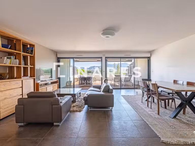 Maison Marseille 8e - 4 chambres - 139m²