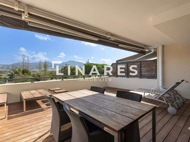 Maison Marseille 8e - 4 chambres - 139m²