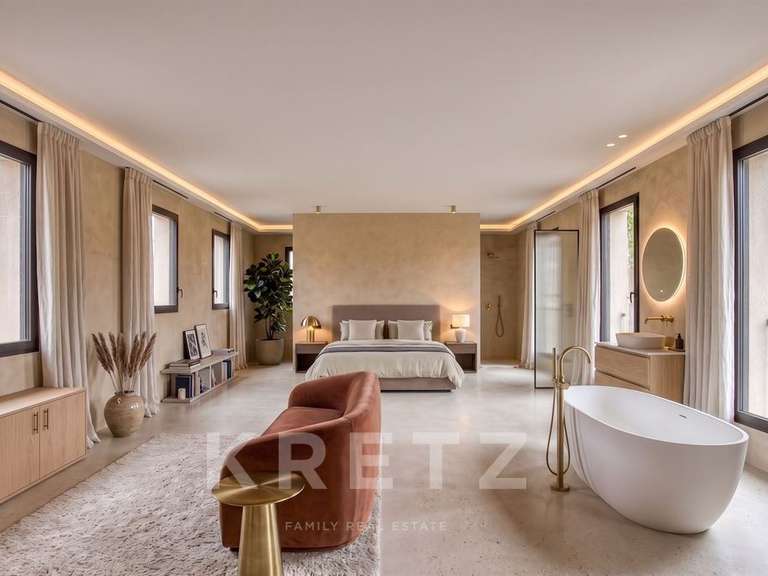 Maison Marseille 8e - 4 chambres - 190m²