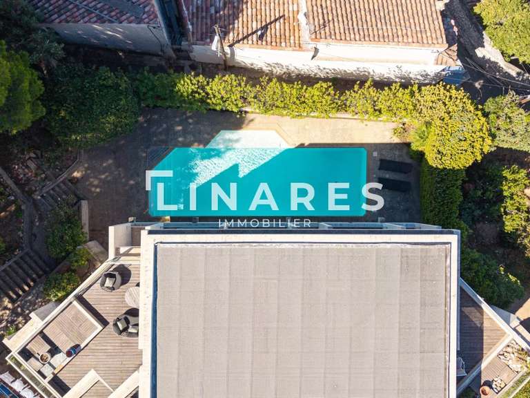 Maison Marseille 8e - 5 chambres - 313m²