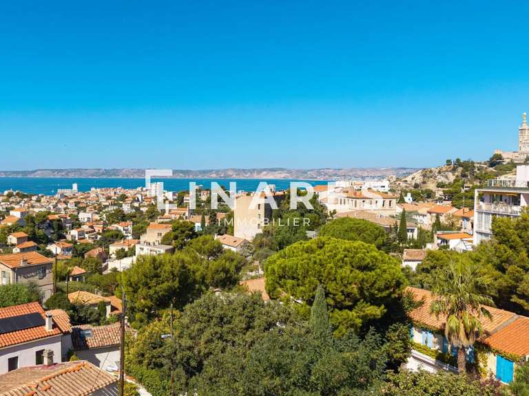 Maison Marseille 8e - 5 chambres - 313m²