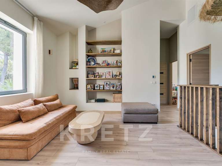 Maison Marseille 8e - 5 chambres - 250m²