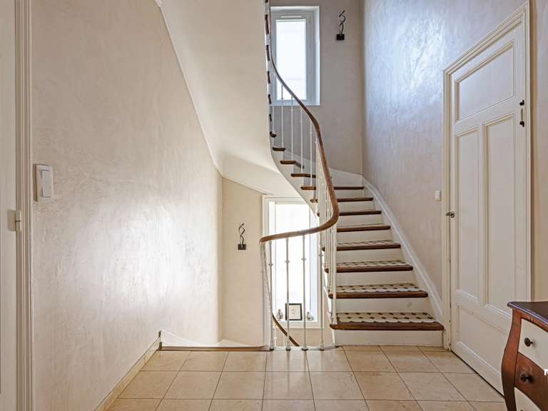 Maison Marseille 8e - 6 chambres - 325m²