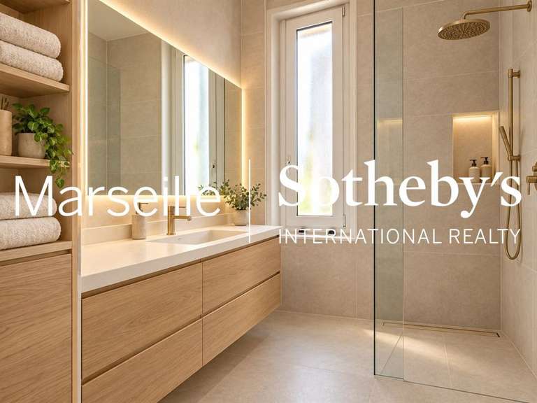 Maison Marseille 8e - 4 chambres - 212m²