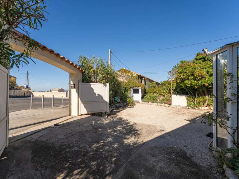 Maison Marseille 8e - 4 chambres - 228m²