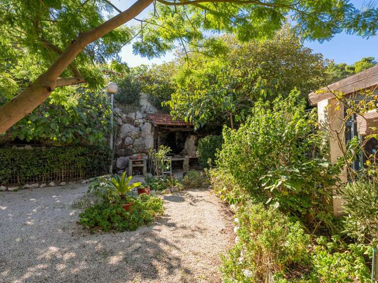 Maison Marseille 8e - 4 chambres - 228m²