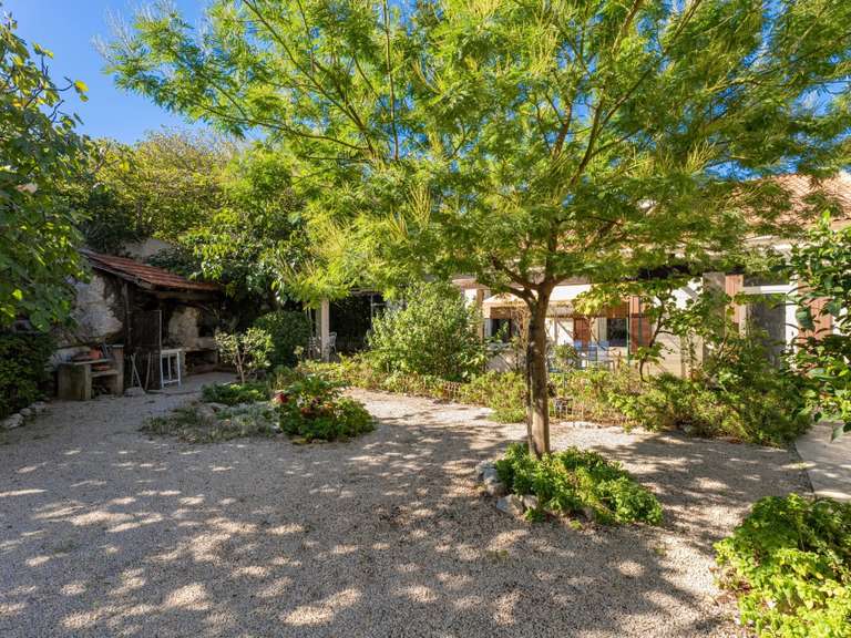 Maison Marseille 8e - 4 chambres - 228m²
