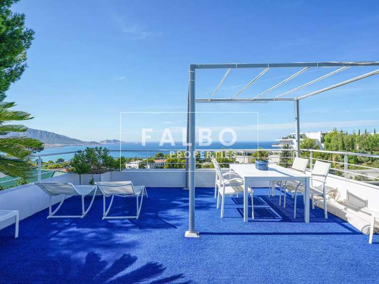 Propriété avec Vue sur mer Marseille 8e - 5 chambres - 235m²