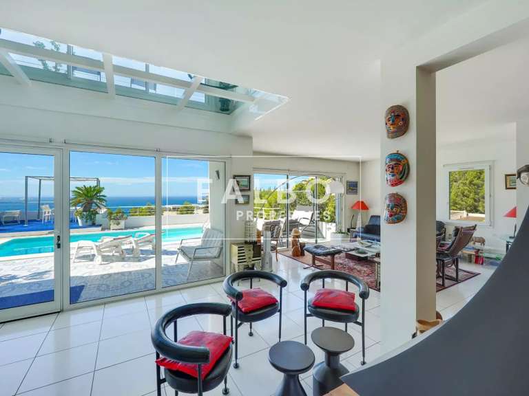 Propriété avec Vue sur mer Marseille 8e - 5 chambres - 235m²