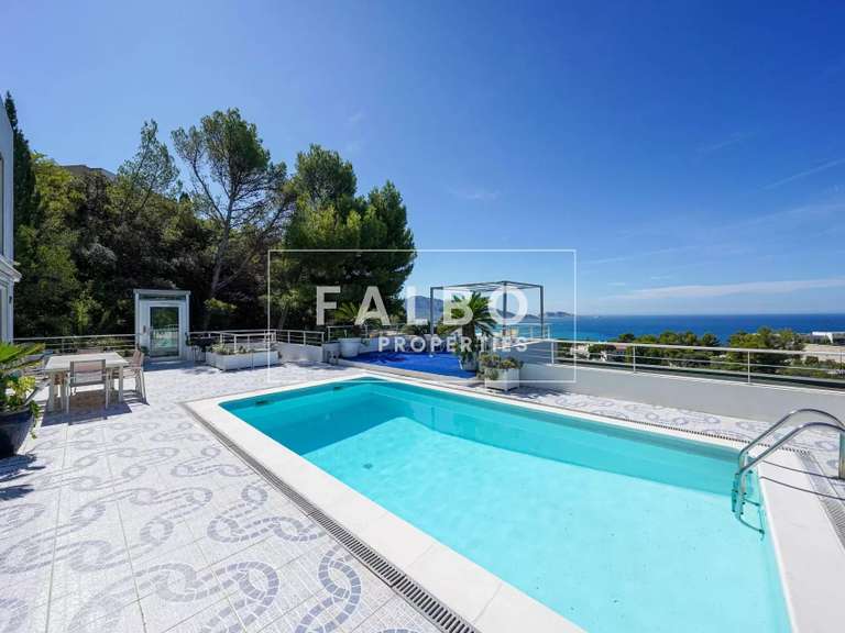 Propriété avec Vue sur mer Marseille 8e - 5 chambres - 235m²